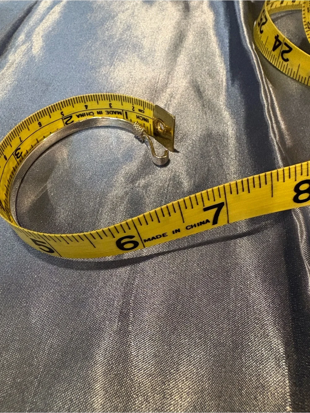 N/A silver bangle